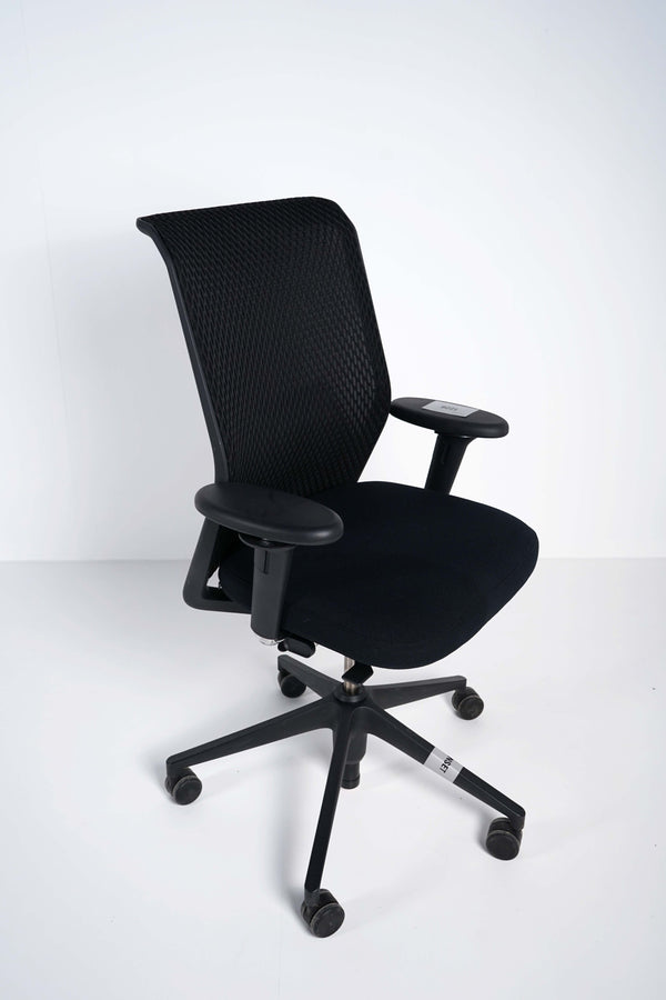 Vitra ID mesh kontorstol sort m/sort benkryss