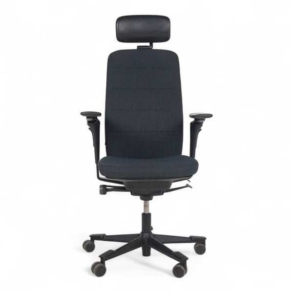 Kinnarps capella kontorstol m/armlener og nakkestøtte